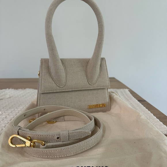 Jacquemus Handbags - Jacquemus Le Chiquito Moyen Top-Handle Bag w/strap and dust bag